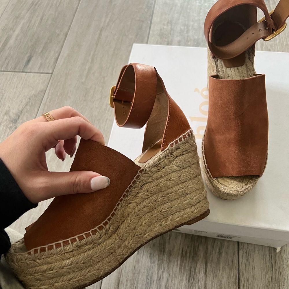 Chloe wedges